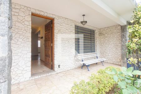 Casa à venda com 200m², 5 quartos e 4 vagasÁrea comum