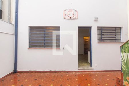 Casa à venda com 200m², 5 quartos e 4 vagasÁrea comum