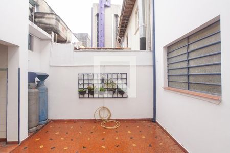 Casa à venda com 200m², 5 quartos e 4 vagasÁrea comum