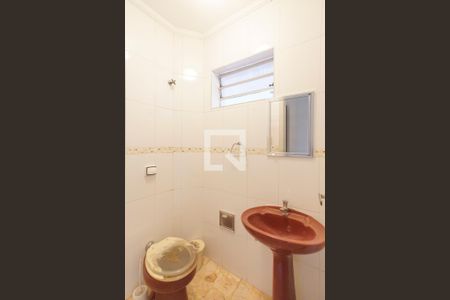 Lavabo de casa à venda com 5 quartos, 200m² em Pinheiros, São Paulo