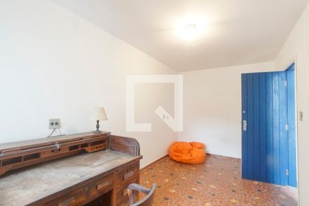 Casa à venda com 200m², 5 quartos e 4 vagasQuarto de serviço