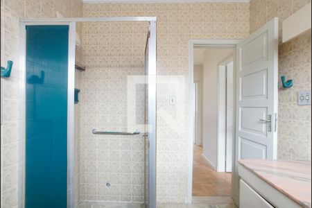 Casa à venda com 200m², 5 quartos e 4 vagasBanheiro social 