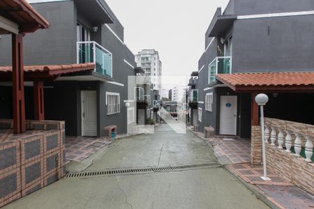 Casa de condomínio à venda com 90m², 2 quartos e 1 vaga Casa de condomínio à venda com 90m², 2 quartos e 1 vagaCondomínio