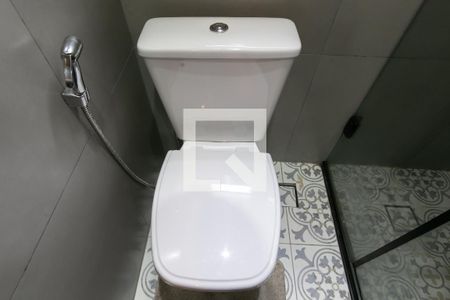 Casa de condomínio à venda com 90m², 2 quartos e 1 vaga Casa de condomínio à venda com 90m², 2 quartos e 1 vagaBanheiro