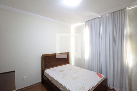 Apartamento à venda com 175m², 4 quartos e 3 vagasSuíte 2