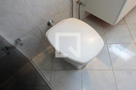 Apartamento à venda com 175m², 4 quartos e 3 vagasBanheiro da Suíte 1