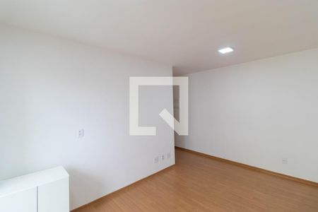 Salas de apartamento para alugar com 2 quartos, 2500m² em Jardim Nova Europa, Campinas