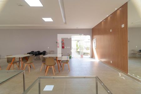Apartamento para alugar com 2500m², 2 quartos e 1 vaga Apartamento para alugar com 2500m², 2 quartos e 1 vagaÁrea comum - Salão de festas