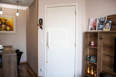 Apartamento à venda com 83m², 3 quartos e 2 vagas Apartamento à venda com 83m², 3 quartos e 2 vagasSala