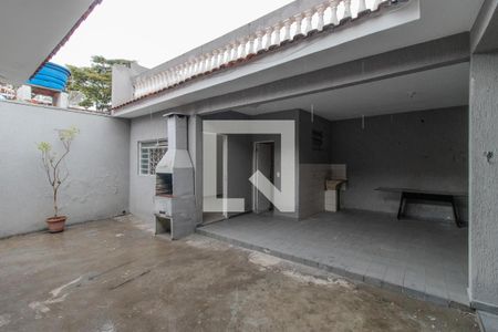 Casa à venda com 150m², 2 quartos e 4 vagasQuintal