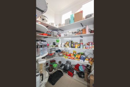 Casa para alugar com 416m², 4 quartos e 4 vagasDespensa