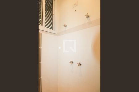 Casa para alugar com 416m², 4 quartos e 4 vagasBanheiro 2