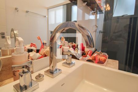 Casa para alugar com 416m², 4 quartos e 4 vagasBanheiro