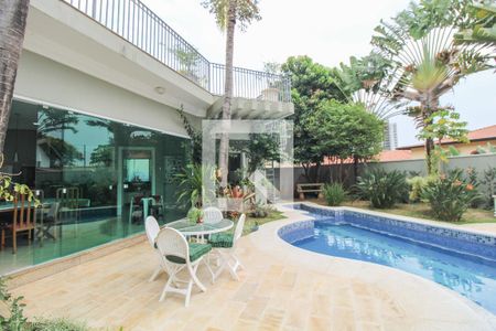 Casa para alugar com 416m², 4 quartos e 4 vagasÁrea comum