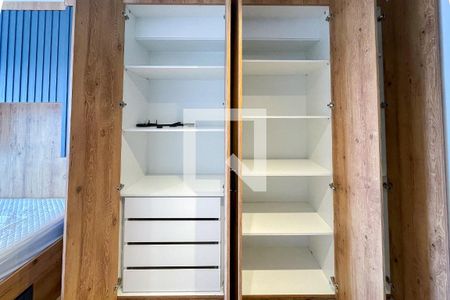 Studio à venda com 27m², 1 quarto e sem vaga Studio à venda com 27m², 1 quarto e sem vagaStudio