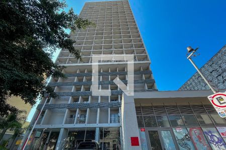 Studio à venda com 27m², 1 quarto e sem vaga Studio à venda com 27m², 1 quarto e sem vagaFachada