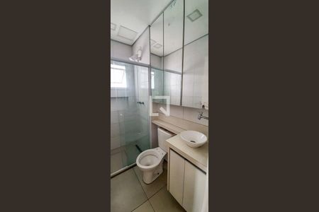 Apartamento para alugar com 65m², 2 quartos e sem vagaBanheiro da Suíte