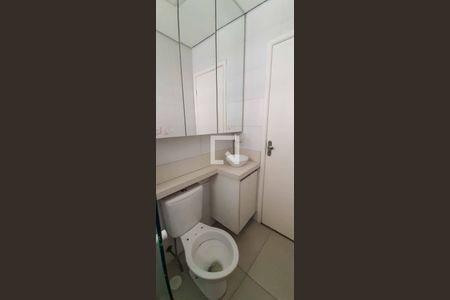 Apartamento para alugar com 65m², 2 quartos e sem vagaBanheiro da Suíte
