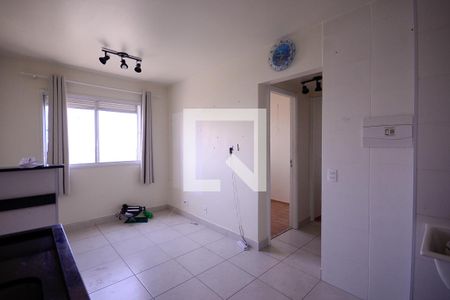 Sala/Cozinha de apartamento à venda com 2 quartos, 34m² em Sacomã, São Paulo