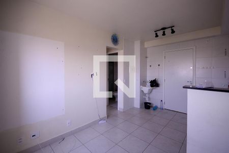 Sala/Cozinha de apartamento à venda com 2 quartos, 34m² em Sacomã, São Paulo