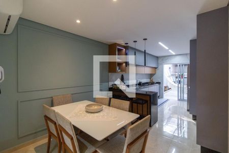 Casa à venda com 160m², 3 quartos e 2 vagasCozinha / Sala de Jantar