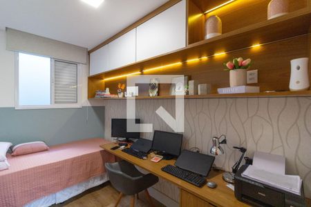 Casa à venda com 160m², 3 quartos e 2 vagasSuíte 2