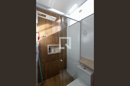 Casa à venda com 160m², 3 quartos e 2 vagasBanheiro da Suíte 2