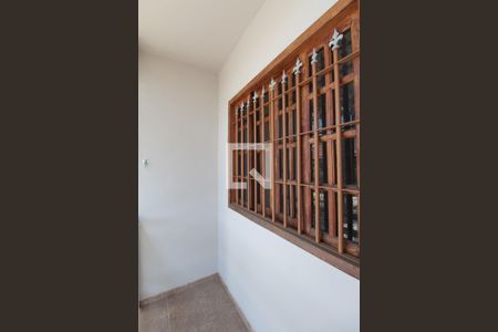 Casa para alugar com 100m², 3 quartos e 2 vagasVaranda
