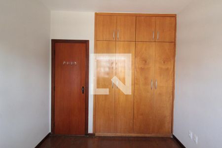 Casa para alugar com 100m², 3 quartos e 2 vagasQuarto 1