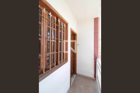 Casa para alugar com 100m², 3 quartos e 2 vagasVaranda