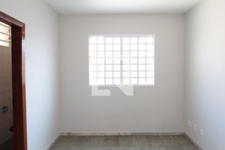 Casa para alugar com 100m², 3 quartos e 2 vagasCopa
