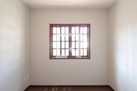 Casa para alugar com 100m², 3 quartos e 2 vagasQuarto 1