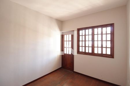 Casa para alugar com 100m², 3 quartos e 2 vagasSuite