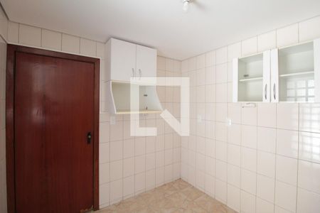 Casa para alugar com 100m², 3 quartos e 2 vagasCozinha