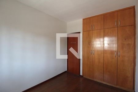Casa para alugar com 100m², 3 quartos e 2 vagasQuarto 1
