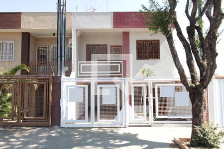 Casa para alugar com 100m², 3 quartos e 2 vagasFachada