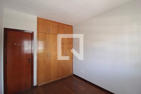 Casa para alugar com 100m², 3 quartos e 2 vagasQuarto 1