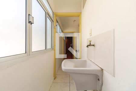 Apartamento para alugar com 66m², 3 quartos e sem vagaÁrea de Serviço