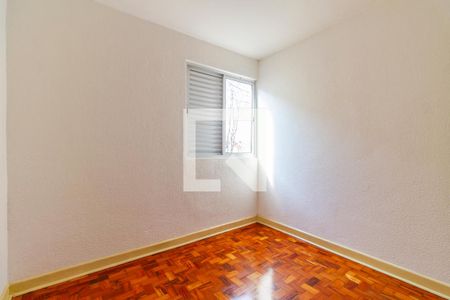 Quarto 2 de apartamento para alugar com 3 quartos, 66m² em Alto de Pinheiros, São Paulo