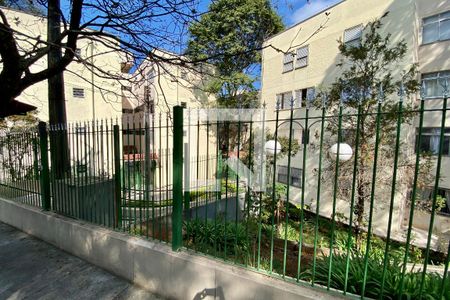 Apartamento para alugar com 66m², 3 quartos e sem vagaFachada