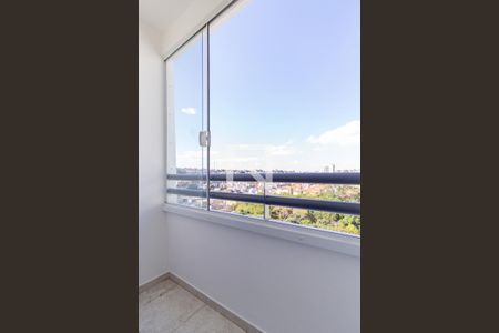 Sacada de apartamento para alugar com 2 quartos, 50m² em Cidade Ariston Estela Azevedo, Carapicuíba