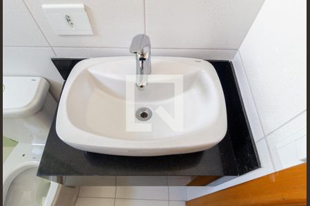 Casa à venda com 148m², 4 quartos e 3 vagas Casa à venda com 148m², 4 quartos e 3 vagasDetalhe Banheiro - Suíte 1