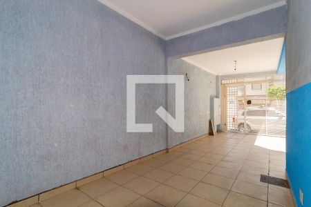 Casa à venda com 148m², 4 quartos e 3 vagas Casa à venda com 148m², 4 quartos e 3 vagasGaragem