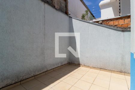 Casa à venda com 148m², 4 quartos e 3 vagas Casa à venda com 148m², 4 quartos e 3 vagasQuintal