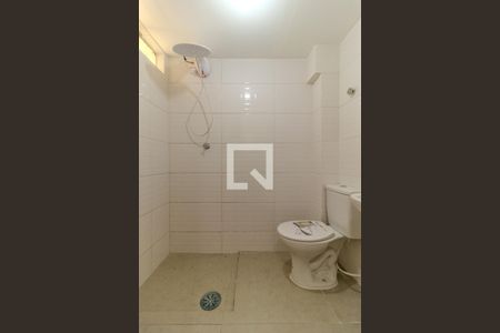 Banheiro de kitnet/studio para alugar com 1 quarto, 30m² em Vila Buarque, São Paulo