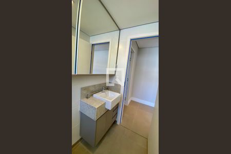 Banheiro Social de apartamento para alugar com 1 quarto, 46m² em Buritis, Belo Horizonte