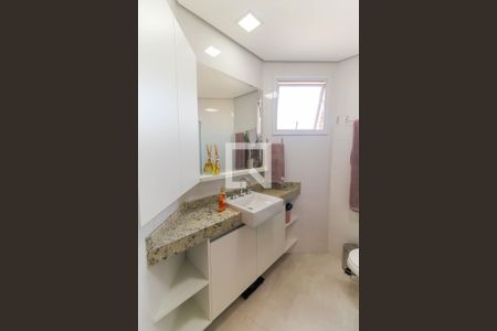 Apartamento à venda com 63m², 2 quartos e 2 vagas Apartamento à venda com 63m², 2 quartos e 2 vagasBanheiro Da Suíte