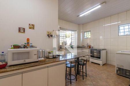 Casa à venda com 246m², 3 quartos e 4 vagasCozinha