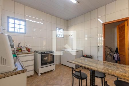 Casa à venda com 246m², 3 quartos e 4 vagasCozinha