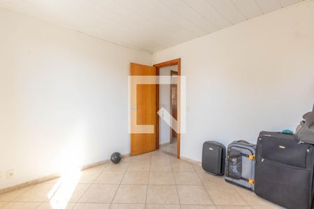 Casa à venda com 246m², 3 quartos e 4 vagasQuarto 2